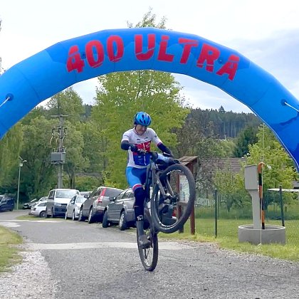 2025: 400 Ultra
